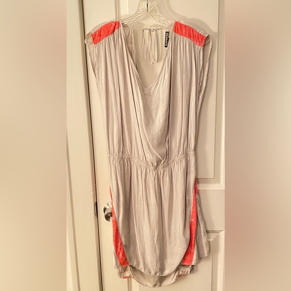 Express Dresses & Skirts - Express champagne colored with pink lace midi dress, size L.